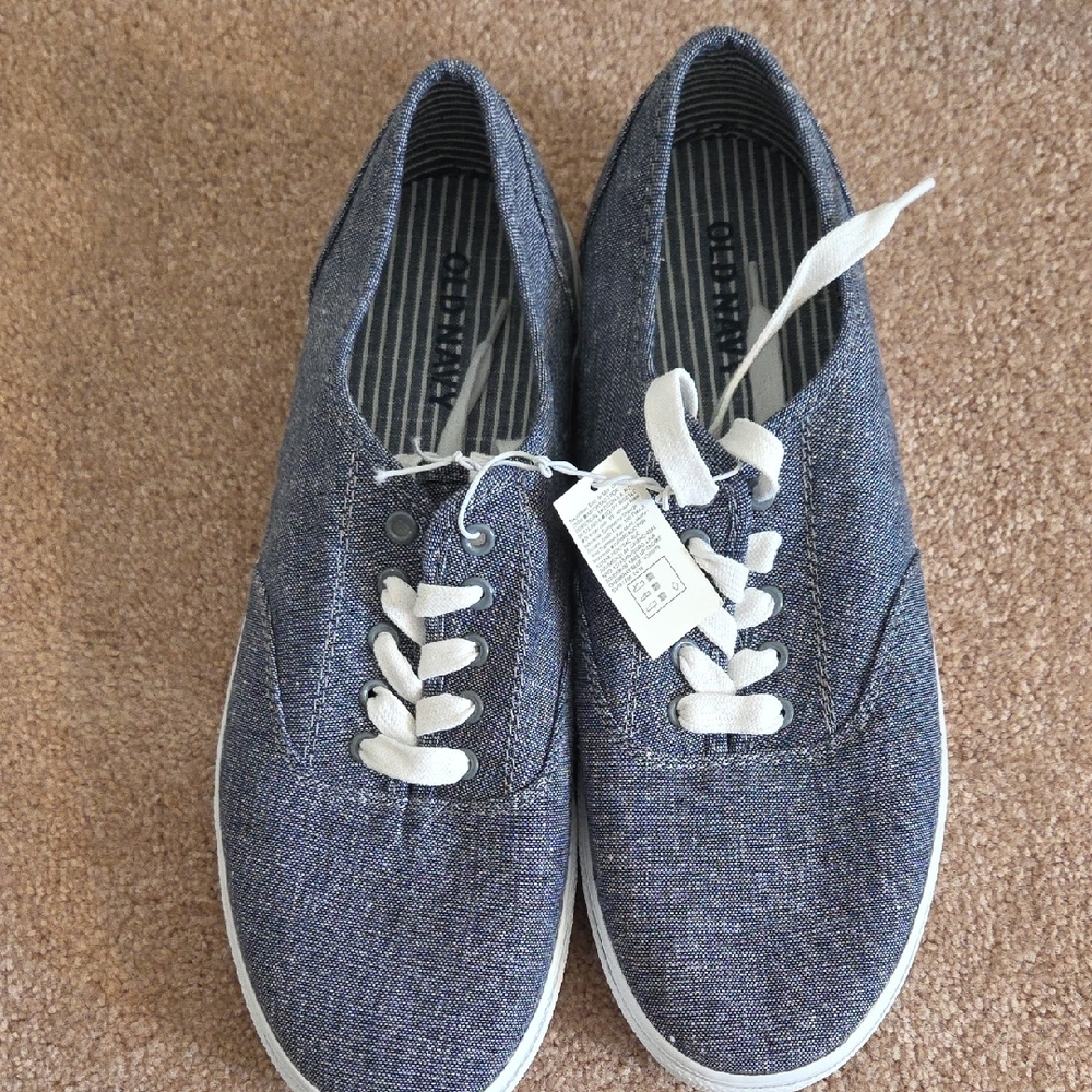 Old Navy Men's Blue and White Sneakers